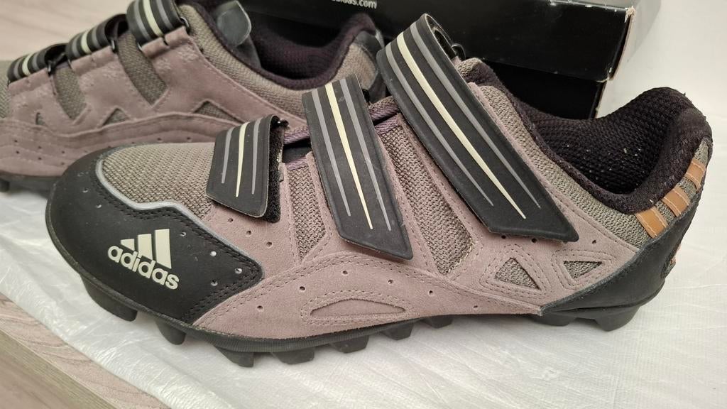 Adidas fietsschoen maat 42,2/3 als nieuw, Fietsen en Brommers, Ophalen of Verzenden