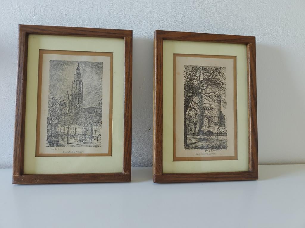 Twee leuke kaders Antwerpen het steen en kathedraal, Antiek en Kunst, Ophalen
