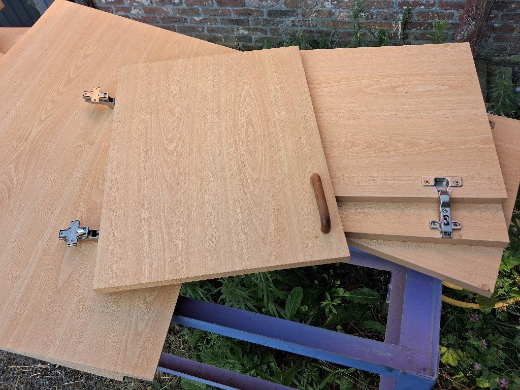 Spaanplaten, Ophalen