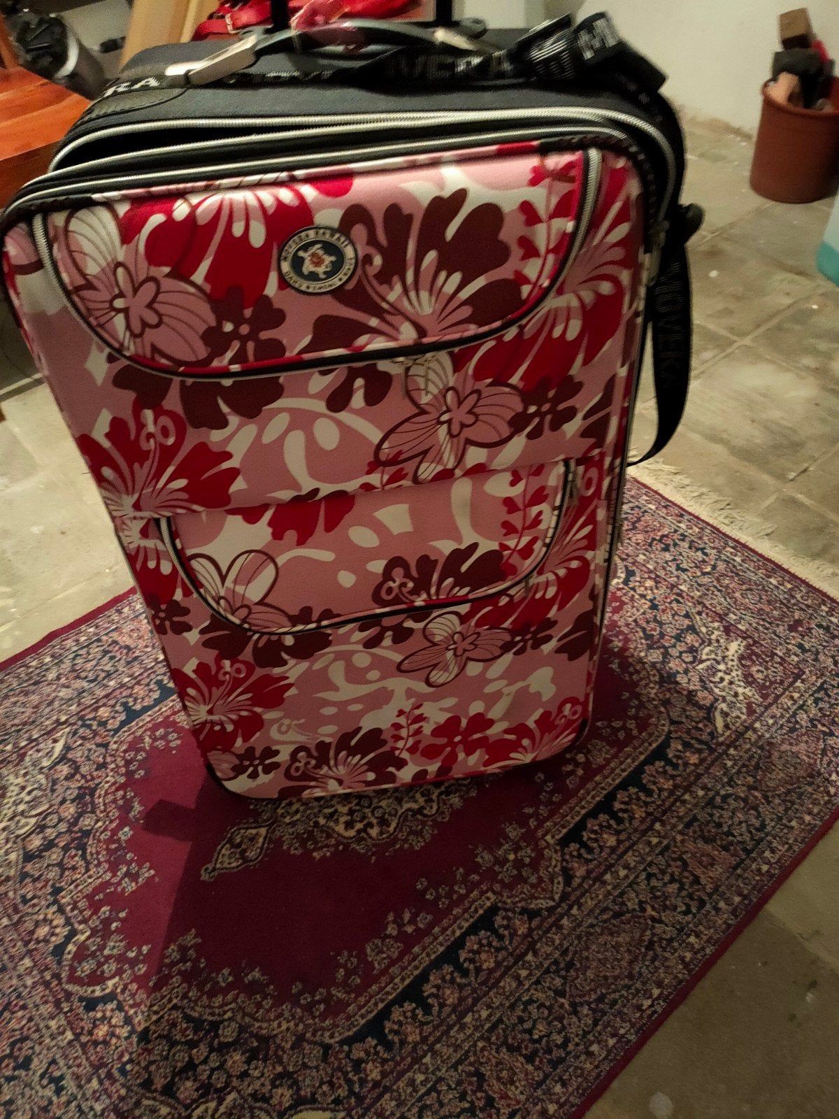 Une très belle valise, Enlèvement ou Envoi