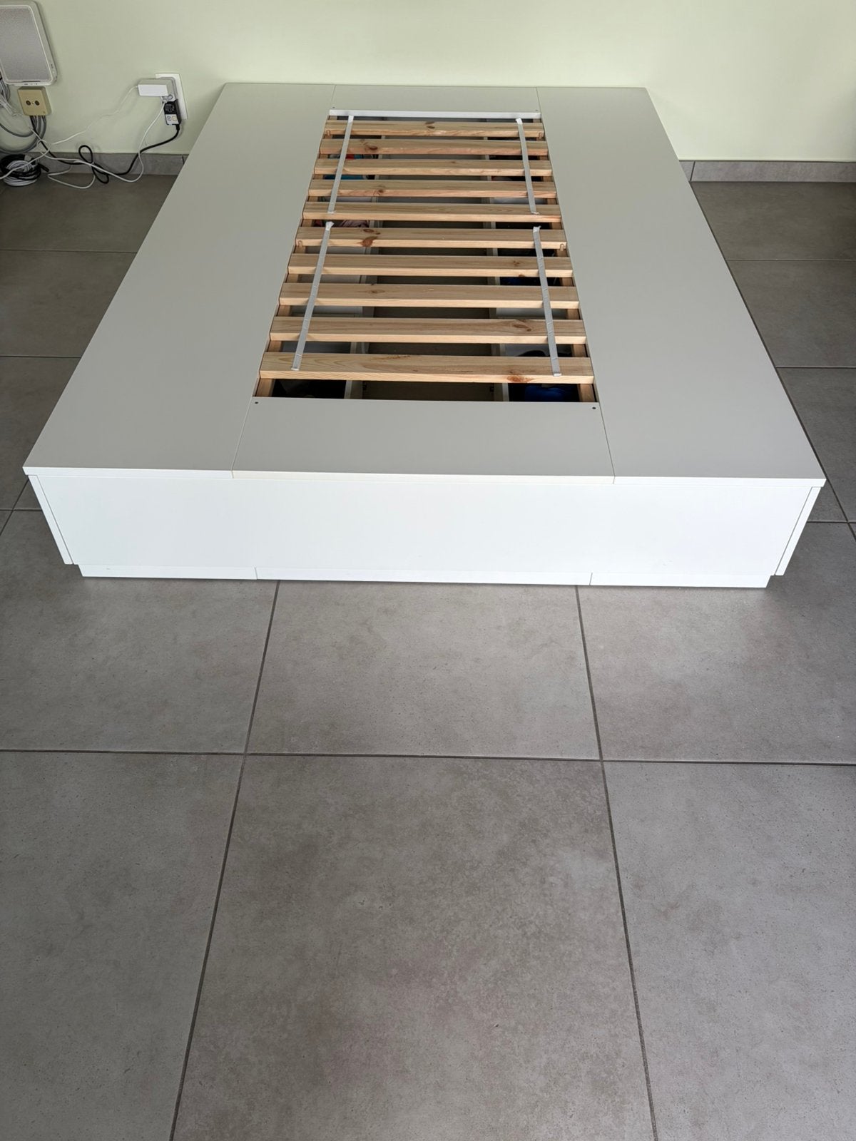 Bedframe met 6 opberglades, Ophalen, Zo goed als nieuw