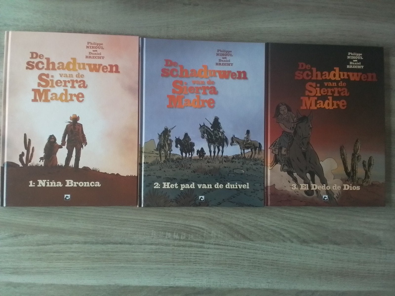 De schaduwen van de Sierra madre compleet 3 x hc, Boeken, Ophalen of Verzenden, Zo goed als nieuw