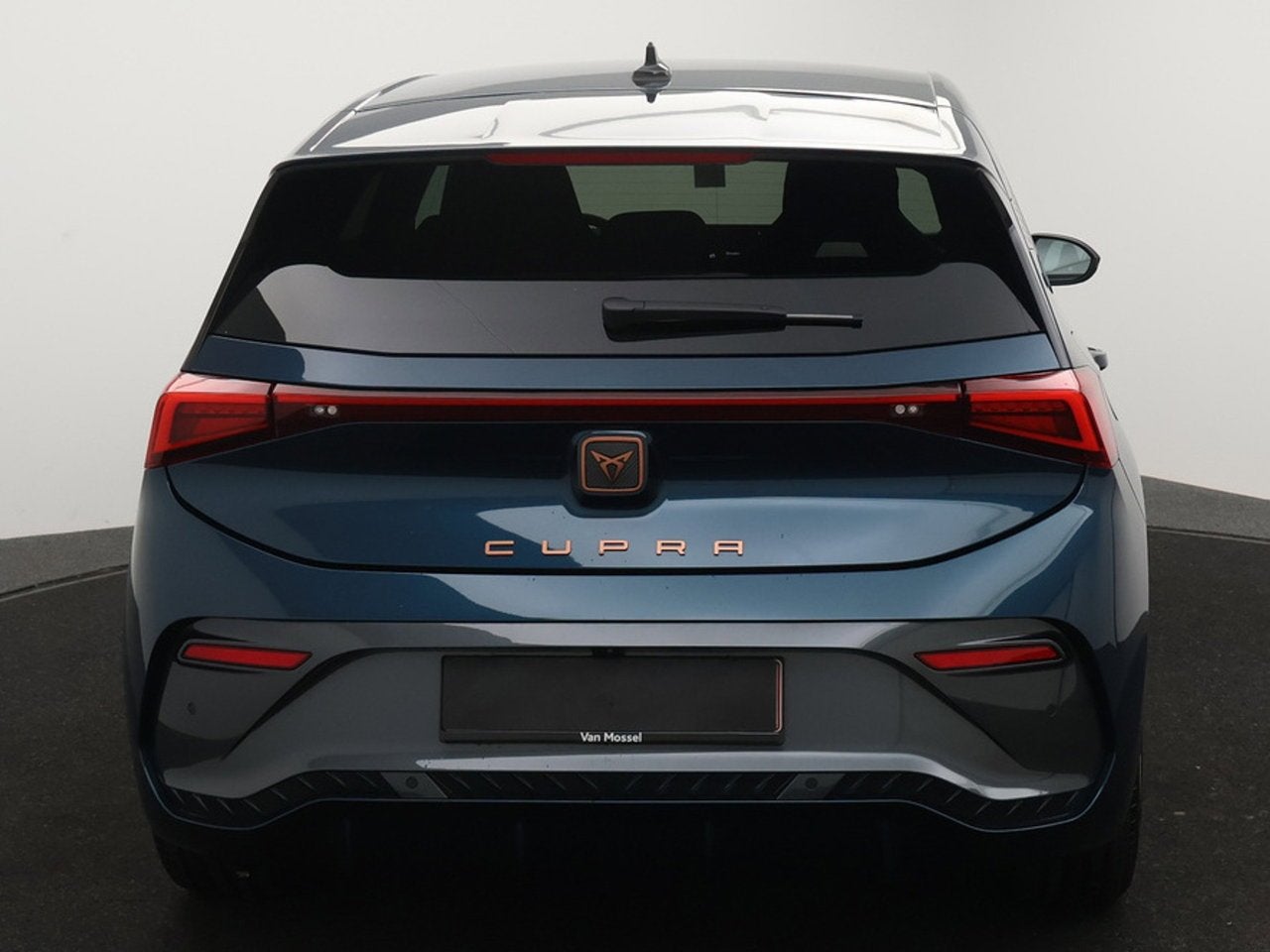 Cupra Born Born eBoost Business 231PK 77kWh *DEMO*360Â CAME, Autos, Achat, Berline, Automatique, Bleu