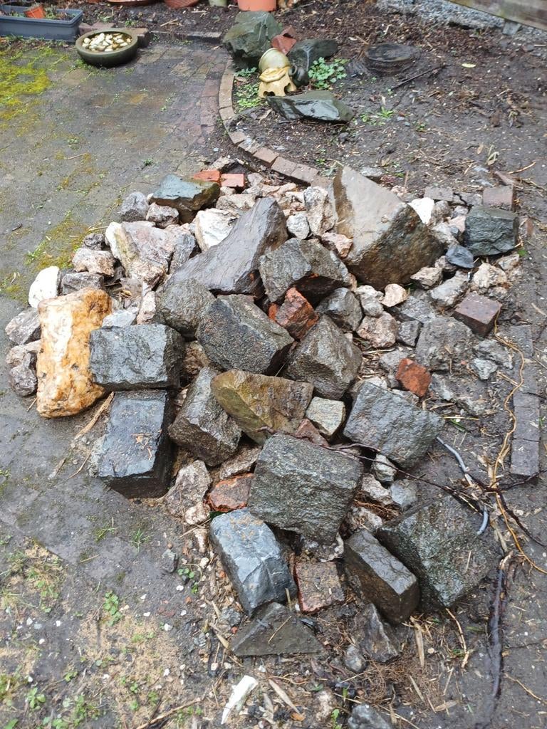 Stenen voor aanleg vijver enzo nog steeds te koop!, Tuin en Terras, Ophalen