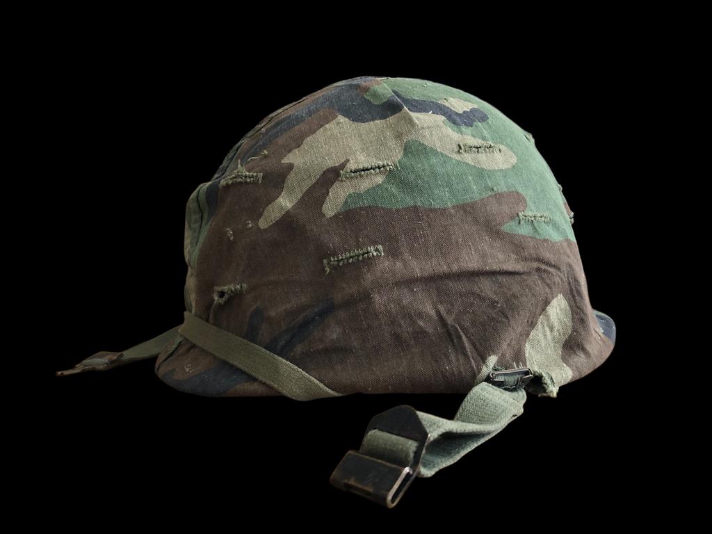 Casque néerlandais NATO+housse, Collections, Objets militaires | Général, Armée de terre, Enlèvement ou Envoi