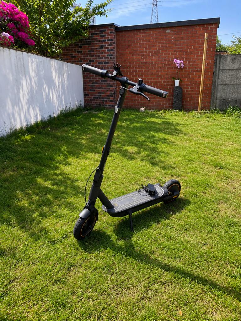 🛴 Ninebot Max G2 — Ultra confortable & grande autonomie, Enlèvement, Comme neuf
