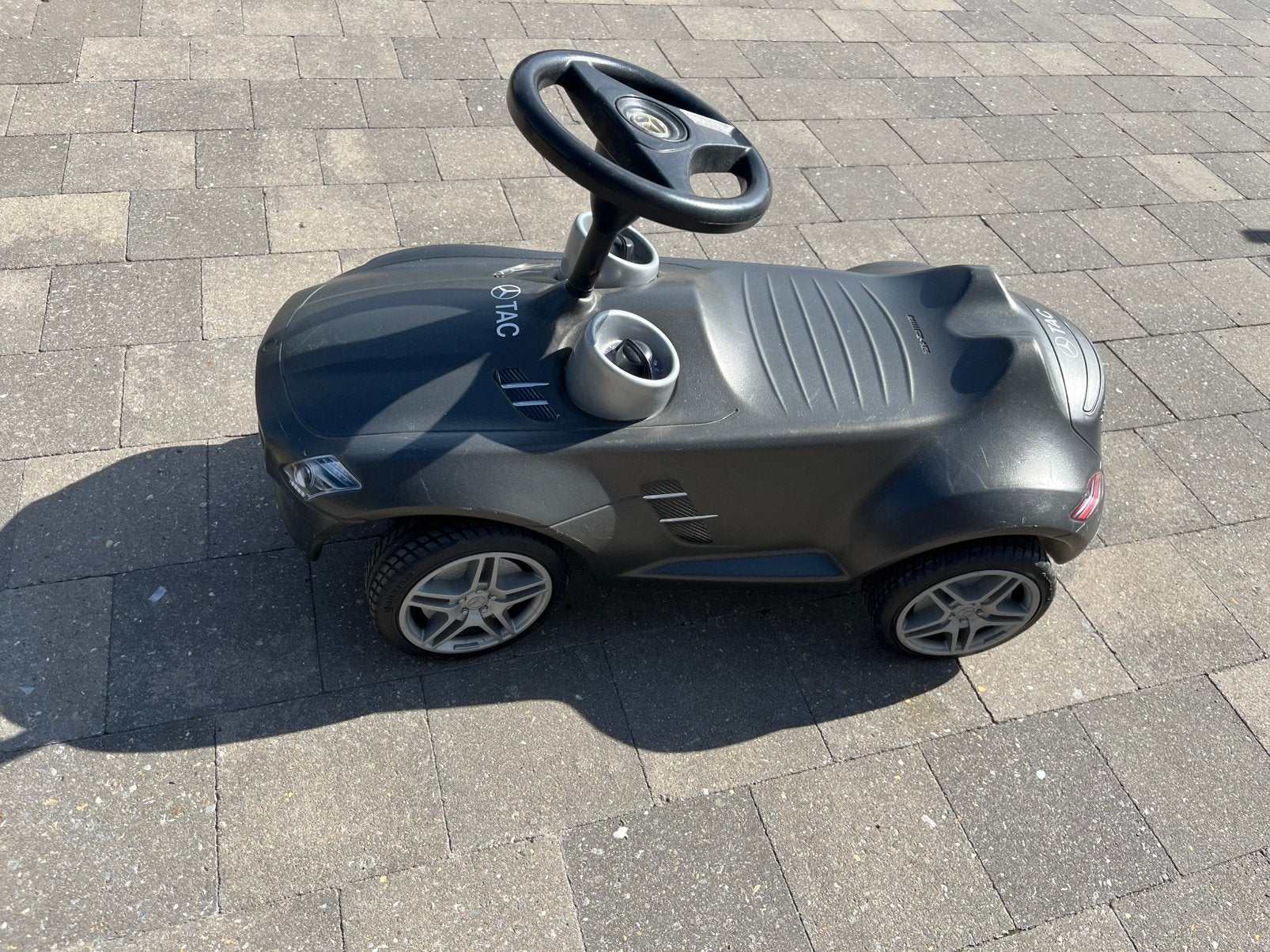 Loopauto Mercedes, Kinderen en Baby's, Ophalen, Zo goed als nieuw, Loopvoertuig