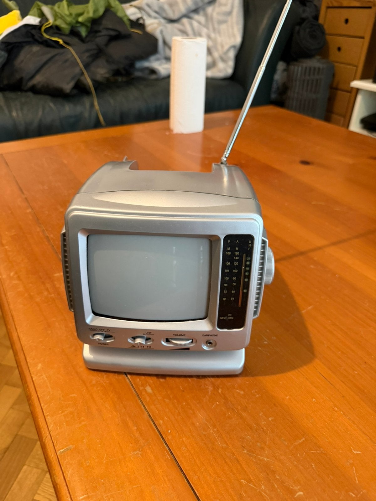 Mini TV/radio cathodique, Enlèvement ou Envoi