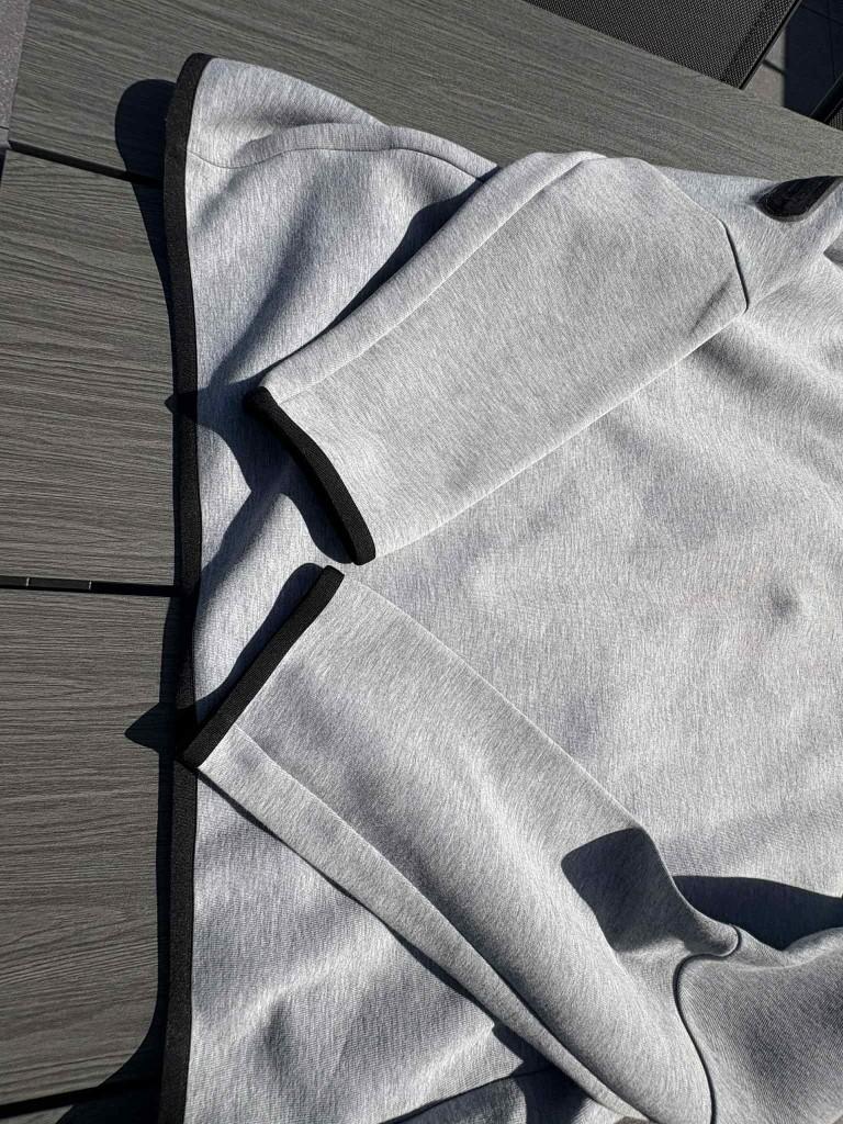 pull à capuche Nike Tech Fleece taille XL, Gris, Enlèvement ou Envoi, Taille 56/58 (XL), Nike