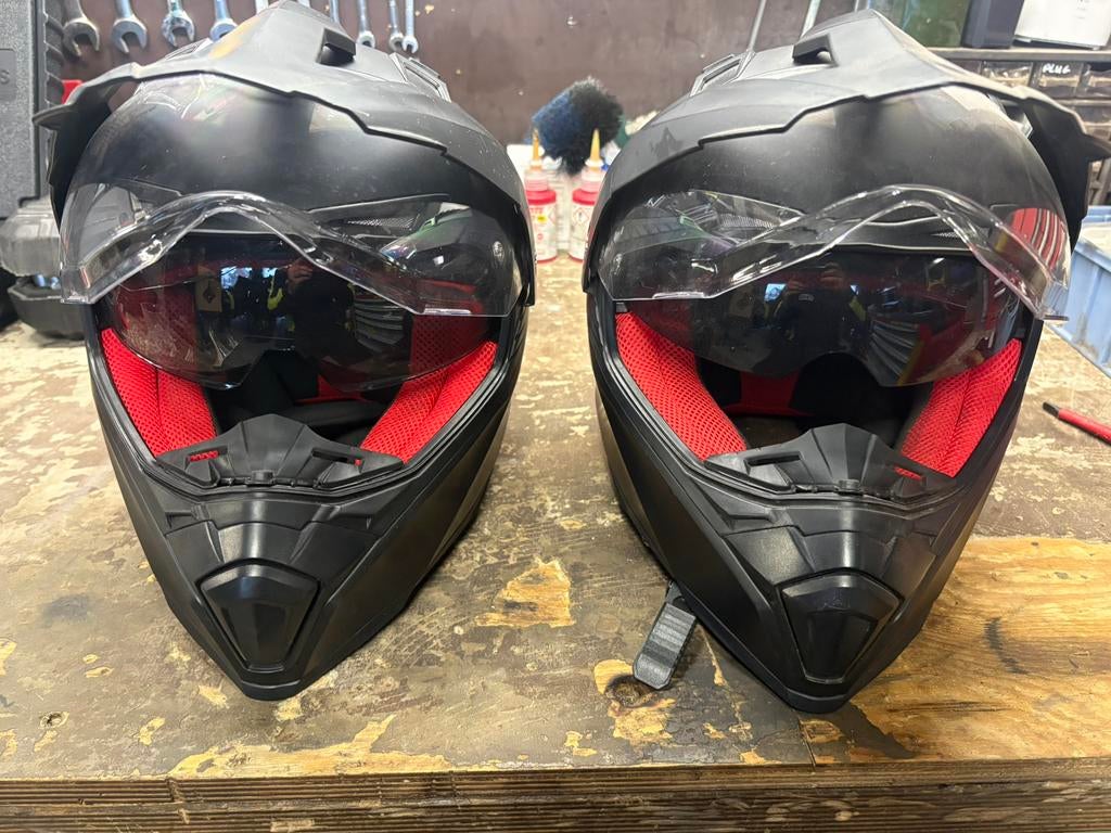 2 motorhelmen Maat M, Overige merken, M, Offroadhelm, Dames