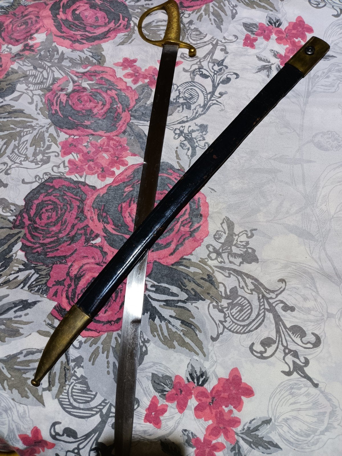 Sabre briquet, Collections, Enlèvement