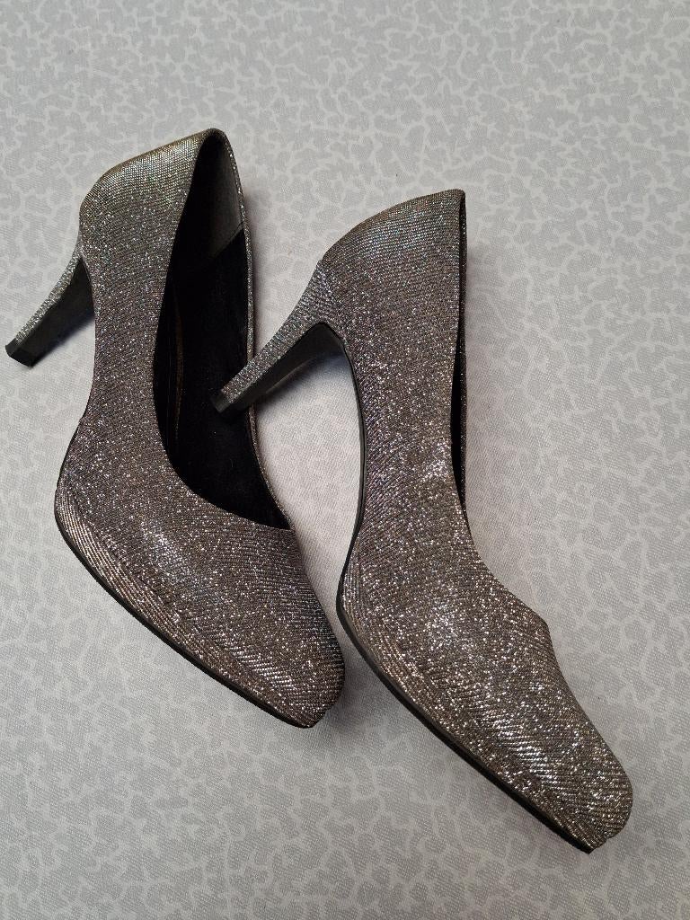 Chaussures, Tamaris, Enlèvement ou Envoi, Autres couleurs, Escarpins