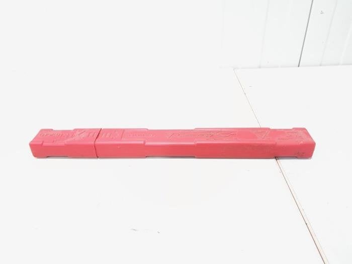 Triangle de présignalisation d'un Mercedes Vito, 3 mois de garantie, Utilisé, -, -