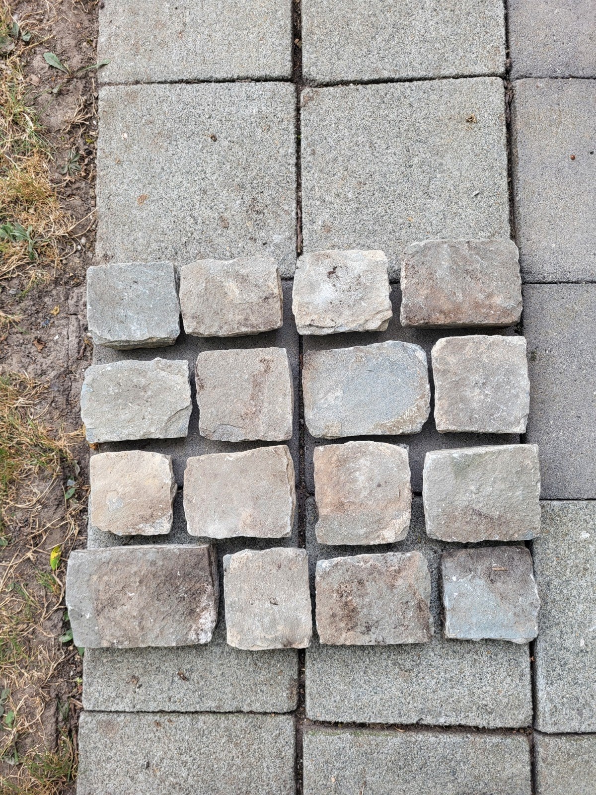 Mooie partij natuursteen kasseien / platines (ca. 15-16 m² ), Tuin en Terras, Ophalen