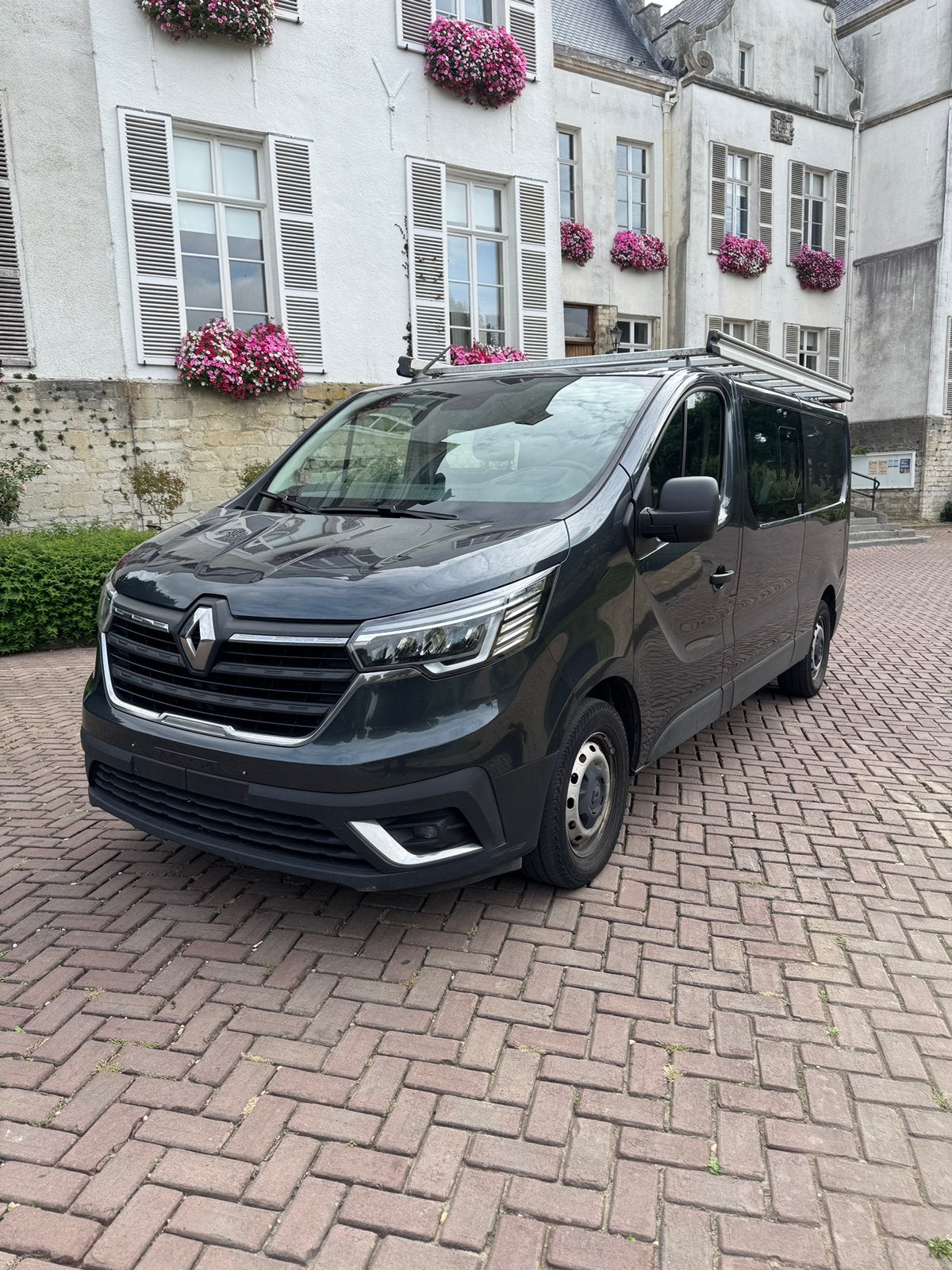 Renault trafic L2 2023 2.0dci 150pk automatique, Autos, https://public.car-pass.be/vhr/d71718d9-f4db-4474-a66a-1d09383d380a, Entreprise