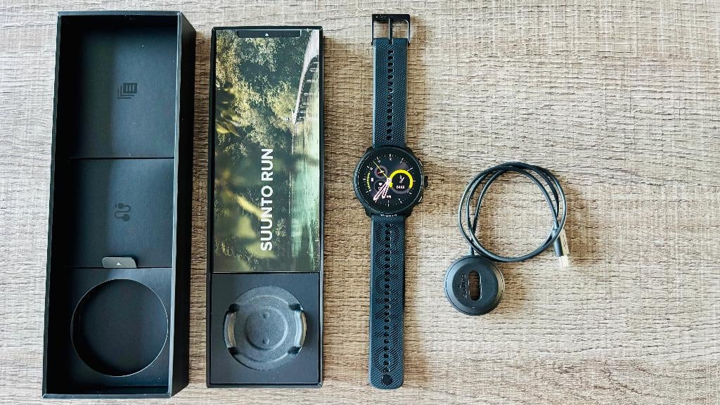 SUUNTO RUN - SPORTHORLOGE ZGAN, Zwart, Ophalen of Verzenden, Zo goed als nieuw, Suunto