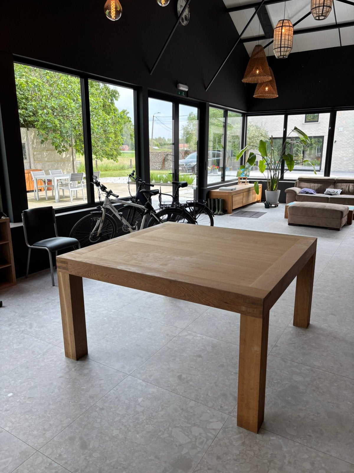 Vierkant massieve eikenhouten eettafel 8 personen 150X150cm, Huis en Inrichting, Ophalen, Gebruikt, 150 tot 200 cm, Landelijk