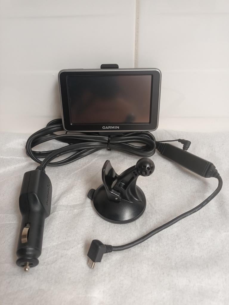 GPS Garmin
Europe
En bon état de fonctionnement.
Fourni ..., Enlèvement