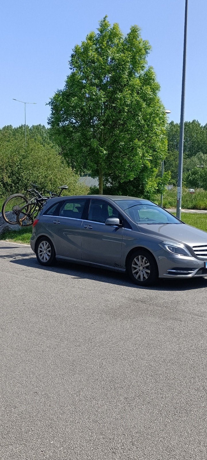 Mercedes b200 met probleem!, Auto's, Automaat, Te koop