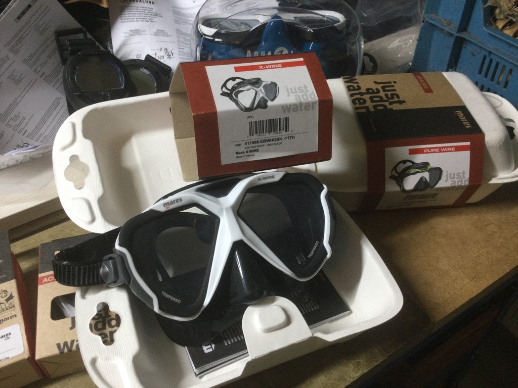 Mares X-Wire Duikmasker Zwart/Wit nieuw 39,50€ - Ecocheques, Enlèvement ou Envoi, Neuf, Lunettes de plongée ou Tuba