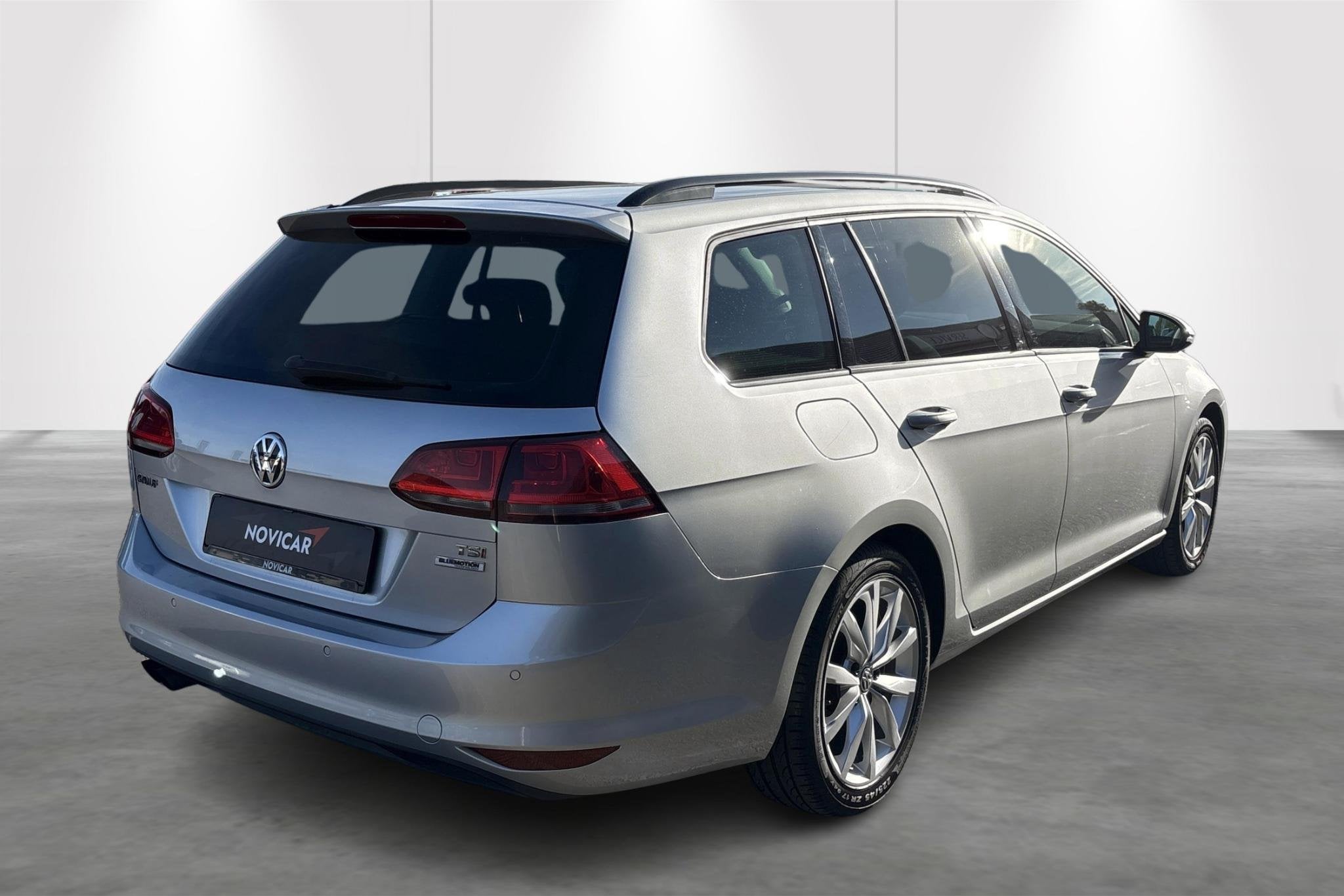 Volkswagen Golf Variant 1.4 TSi 90kW BMT Trendline, Autos, Euro 5, Boîte manuelle, 124 g/km, 5 portes