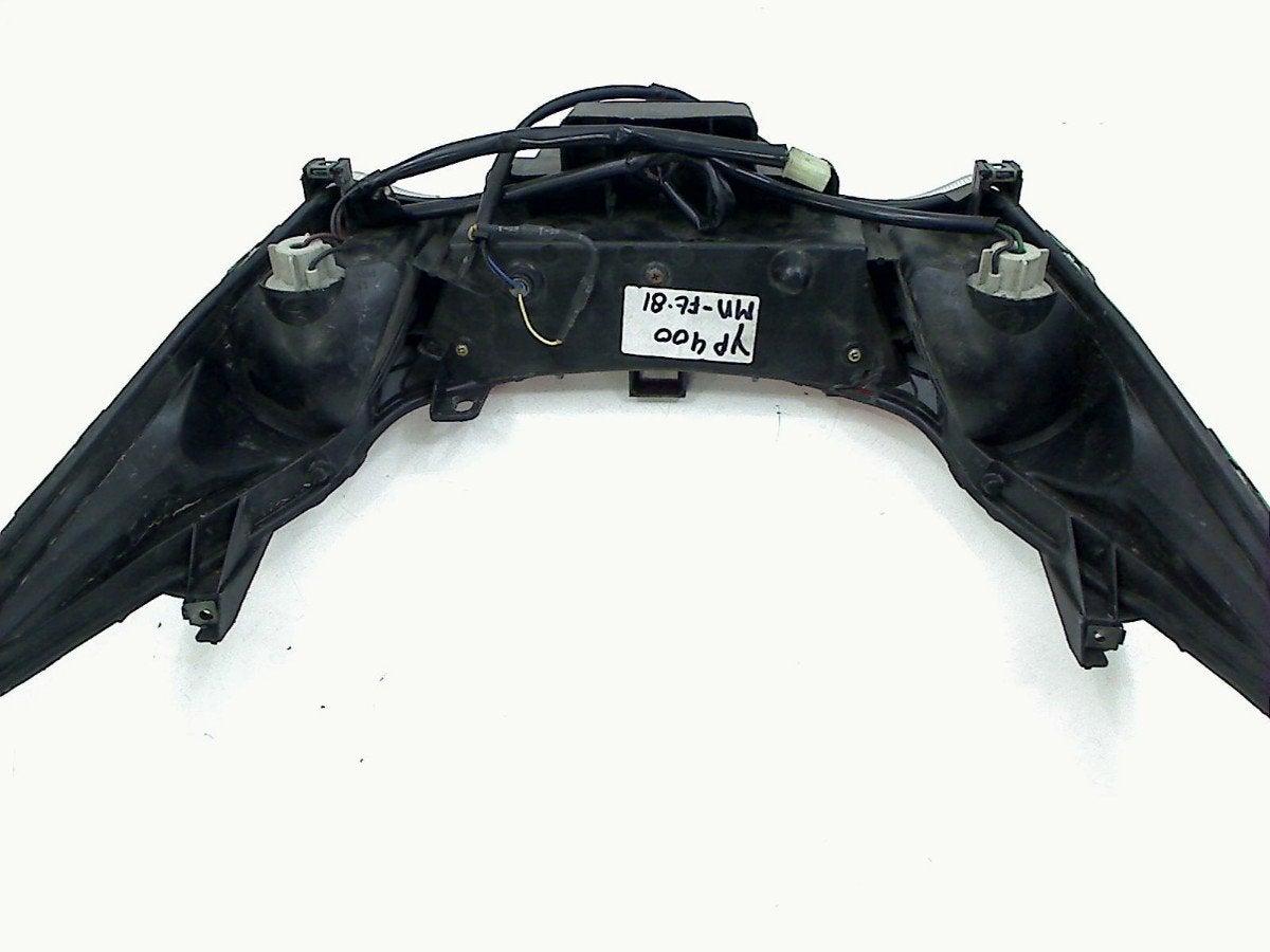FEU ARRIÈRE Yamaha YP 250 R X-MAX 2005-2009 (YP250R 5GJ), Motos, Dhr. S. di Majo, Utilisé, Info@cama-motorparts.nl, P.J. Troelstraweg 8 8
3144 CX  MAASSLUIS, NL
