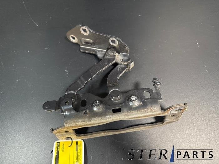 Charnière capot d'un Mercedes C-Klasse, 3 mois de garantie, Utilisé, -, -