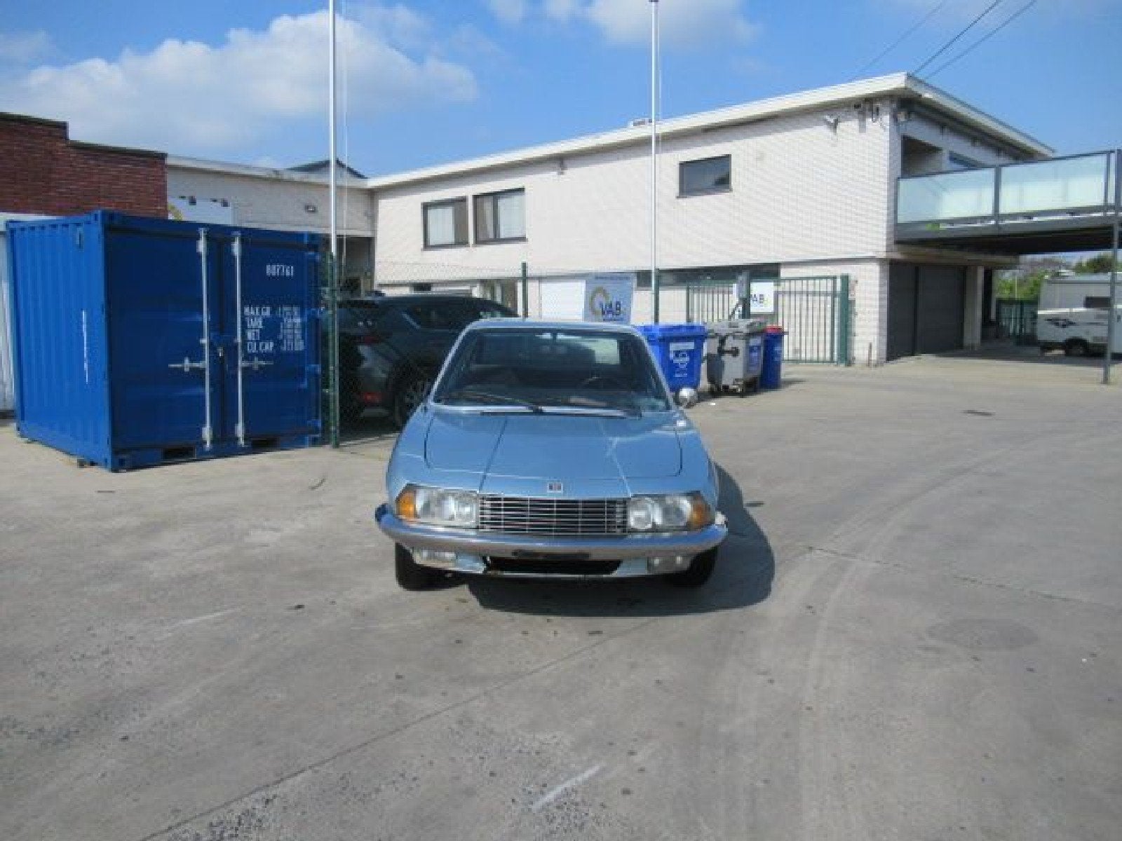 NSU RO 80  BENZINE 06/72, Auto's, https://public.car-pass.be/vhr/7a744f64-0787-41fb-8e32-64d428b44fd1, Blauw, Bedrijf, Centrale vergrendeling
