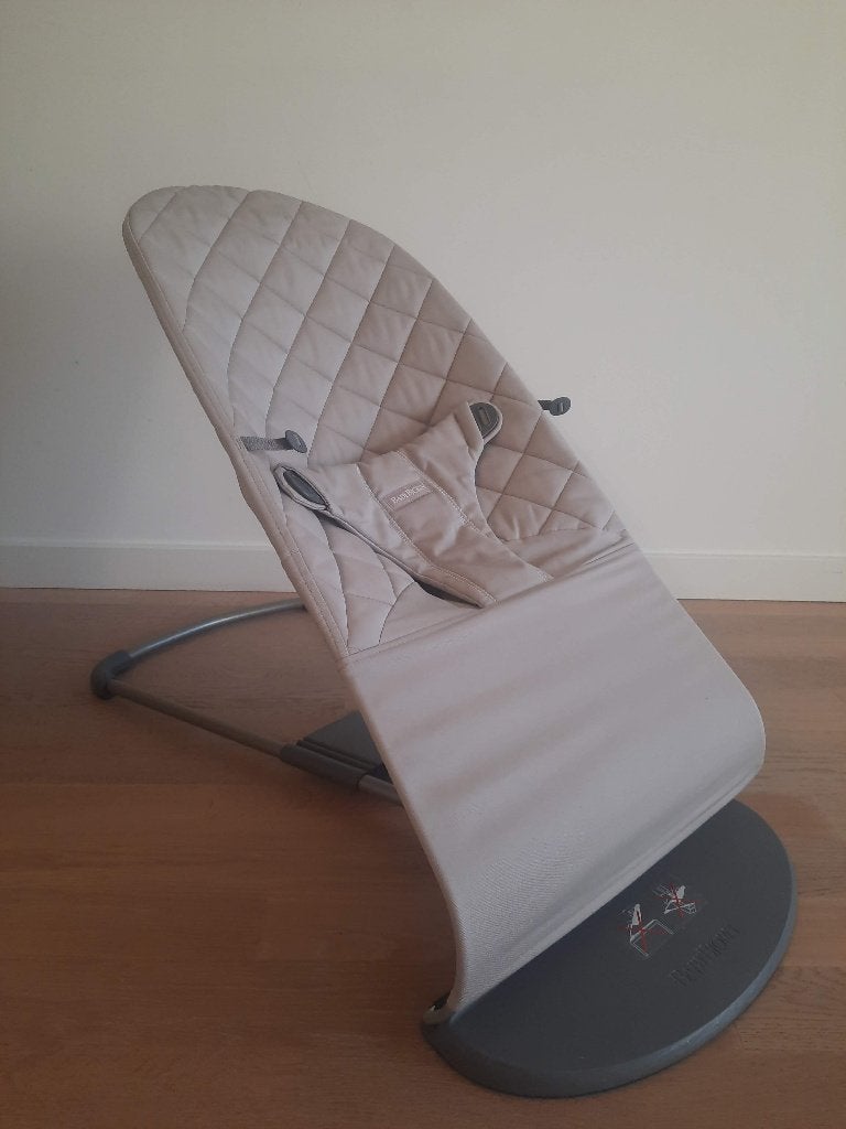 Baby Björn Bouncer Bliss (transat pour bébé), Autres marques, Comme neuf, Enlèvement, Avec ceinture(s)