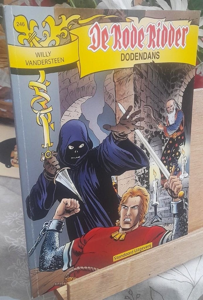 De rode ridder nr 246  ’’ dodendans 1ste en enige druk kleur, Willy Vandersteen, Eén stripboek, Ophalen of Verzenden, Zo goed als nieuw
