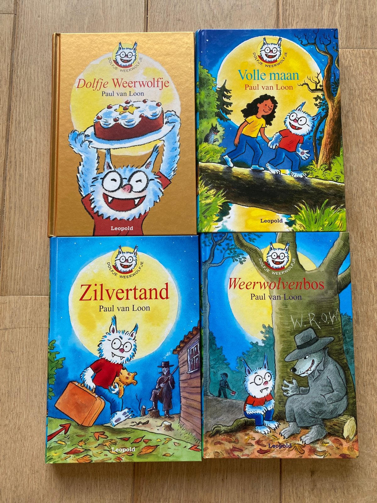 4 boeken Dolfje Weerwolfje, Livres, Livres pour enfants | Jeunesse | 10 à 12 ans, Enlèvement ou Envoi, Comme neuf