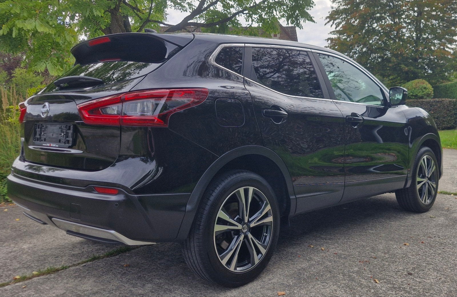 Nissan qashqai 1.2 benzine automaat, Autos, Achat, Euro 6, Carnet d'entretien, Noir