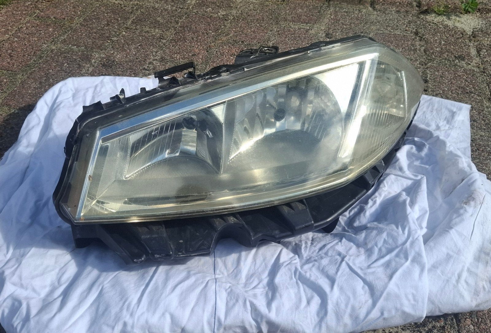 Phare avant gauche de la Renault Megane II 2002 - 2008, Autos : Pièces & Accessoires, Enlèvement ou Envoi, Utilisé, Renault