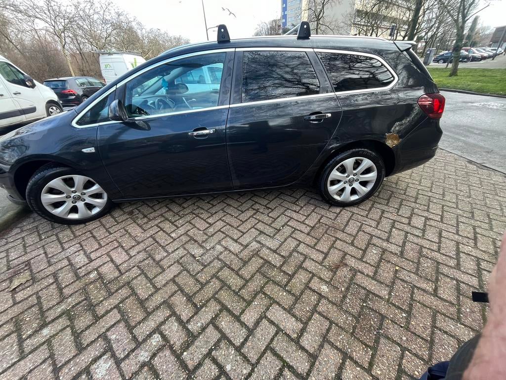 Opel astra sport tourer 170000 km exporte, Auto's, Diesel, Particulier, Astra, Te koop