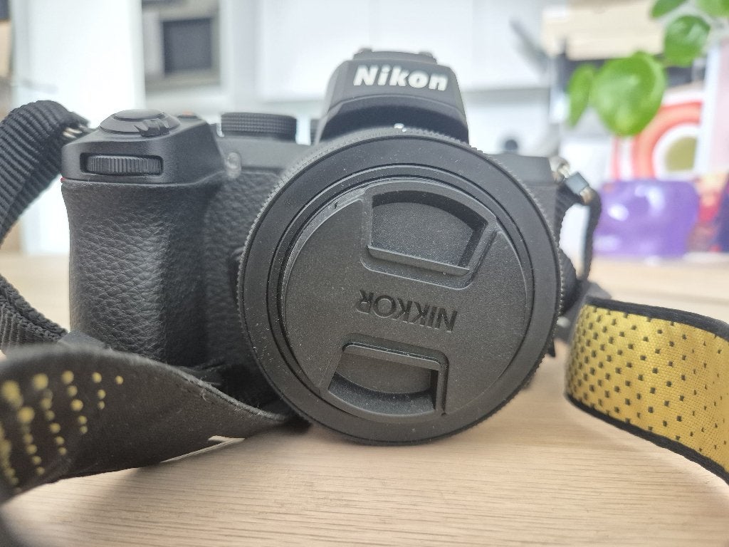 Nikon Z 50 camera en Nikkor DX 16-50mm f 3.5-6.3 VR lens, Enlèvement, Comme neuf, Manuel, Nikon