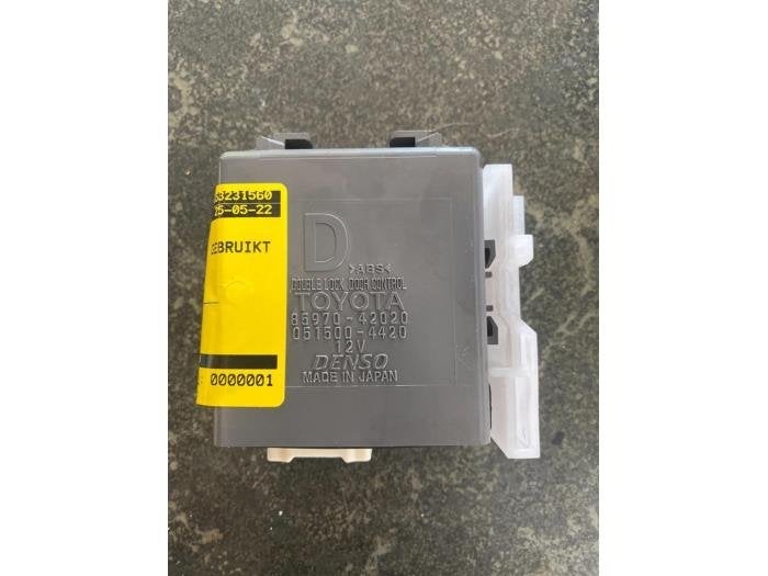 Centrale Deurvergrendelings Module van een Toyota Rav-4, Gebruikt, -, -, Ophalen of Verzenden