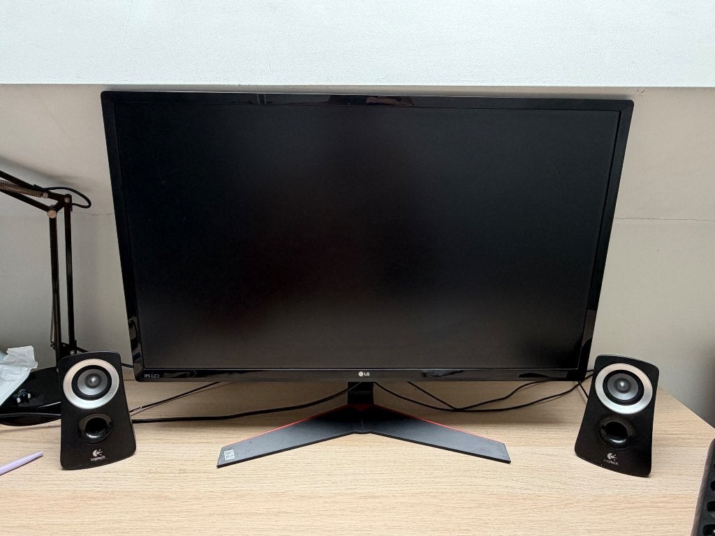 LG 27 inch scherm, Computers en Software, Monitoren, Hoofdtelefoonaansluiting, Full HD, Zo goed als nieuw, HDMI
