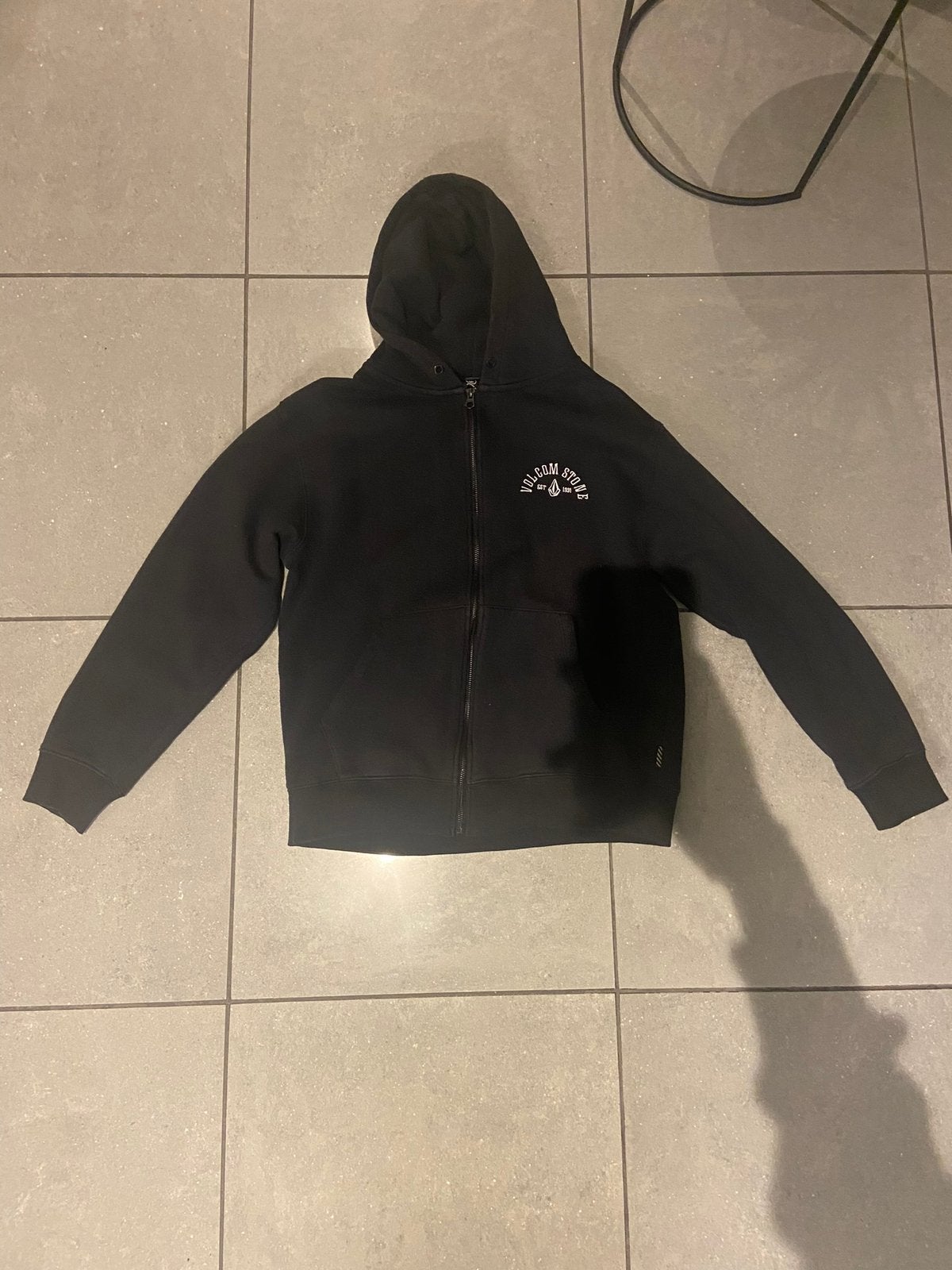 Volcom zip up hoodie, Ophalen of Verzenden, Zo goed als nieuw, Zwart