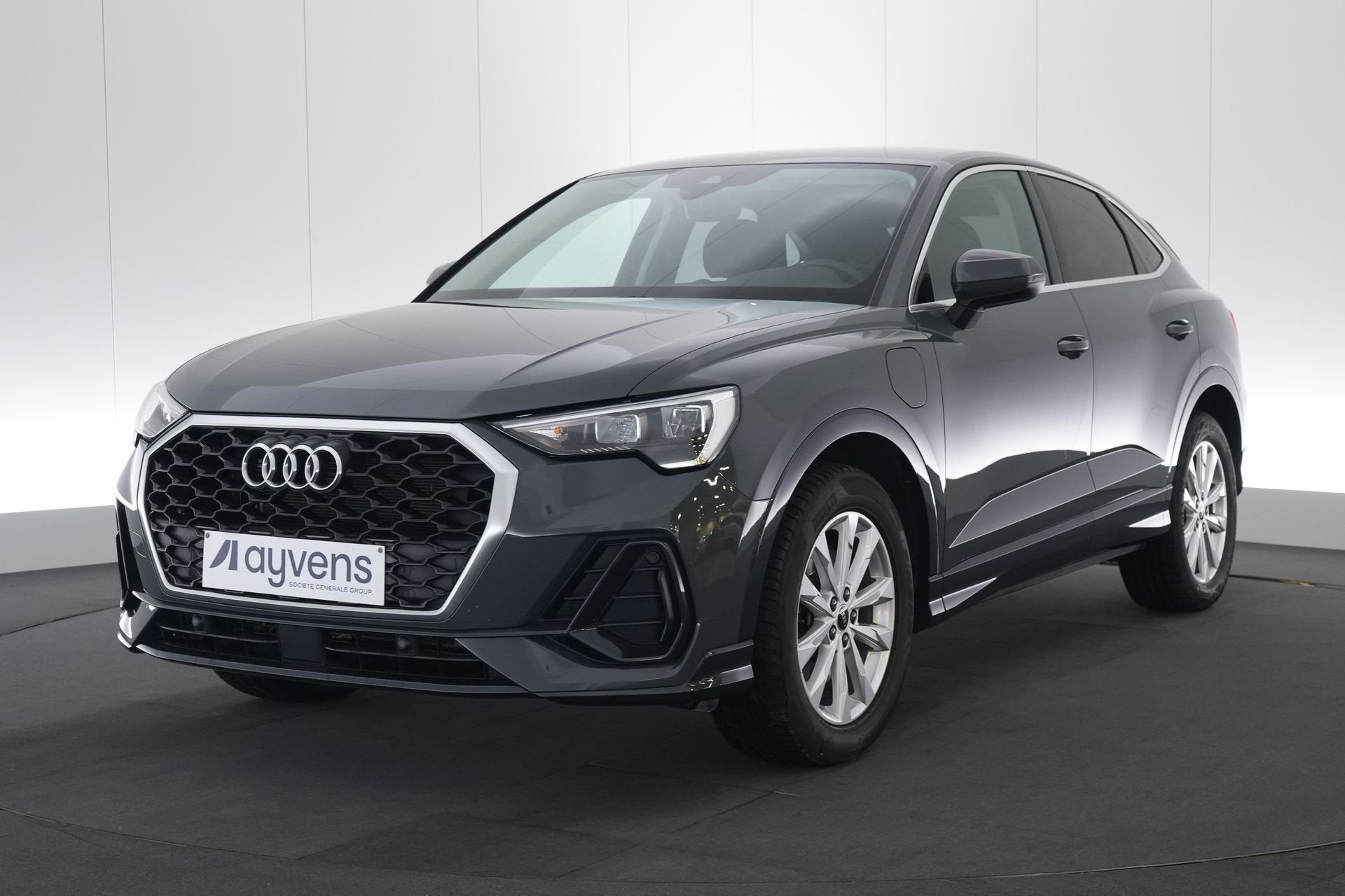 (2CJC614) AUDI Q3 SPORTBACK, Auto's, Stof, Plug-in hybride, 5 zetels, 5 deurs