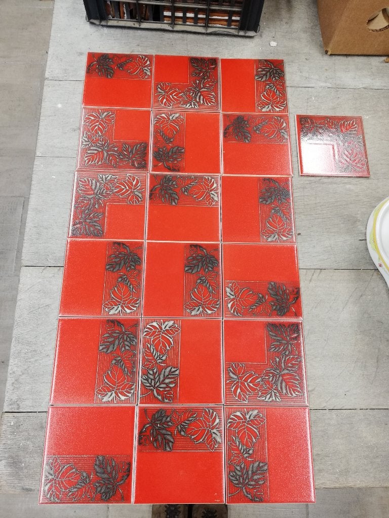 Engelse retro wandtegels rood met zilvergrijs blad, > 100m2, Doe-het-zelf en Bouw, Ophalen, Nieuw, Minder dan 20 cm, Minder dan 20 cm