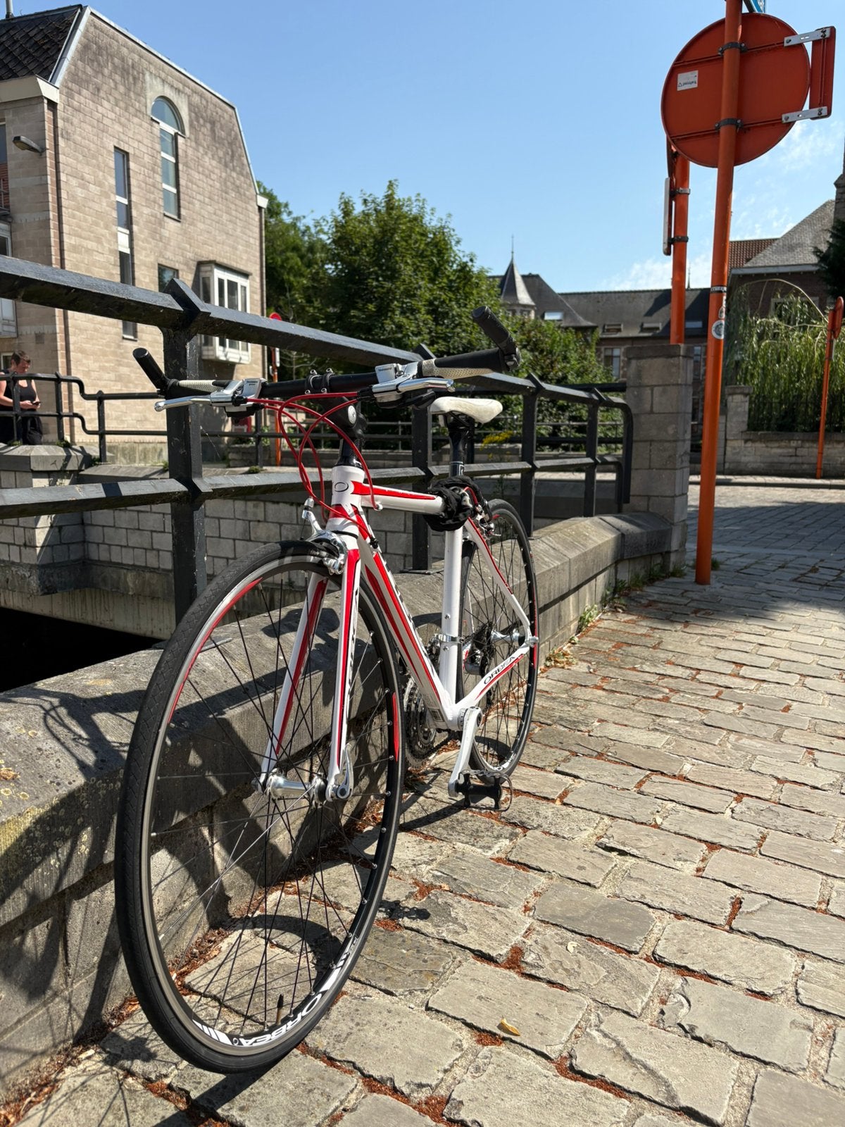 Vélo de course Orbea, Enlèvement, Comme neuf