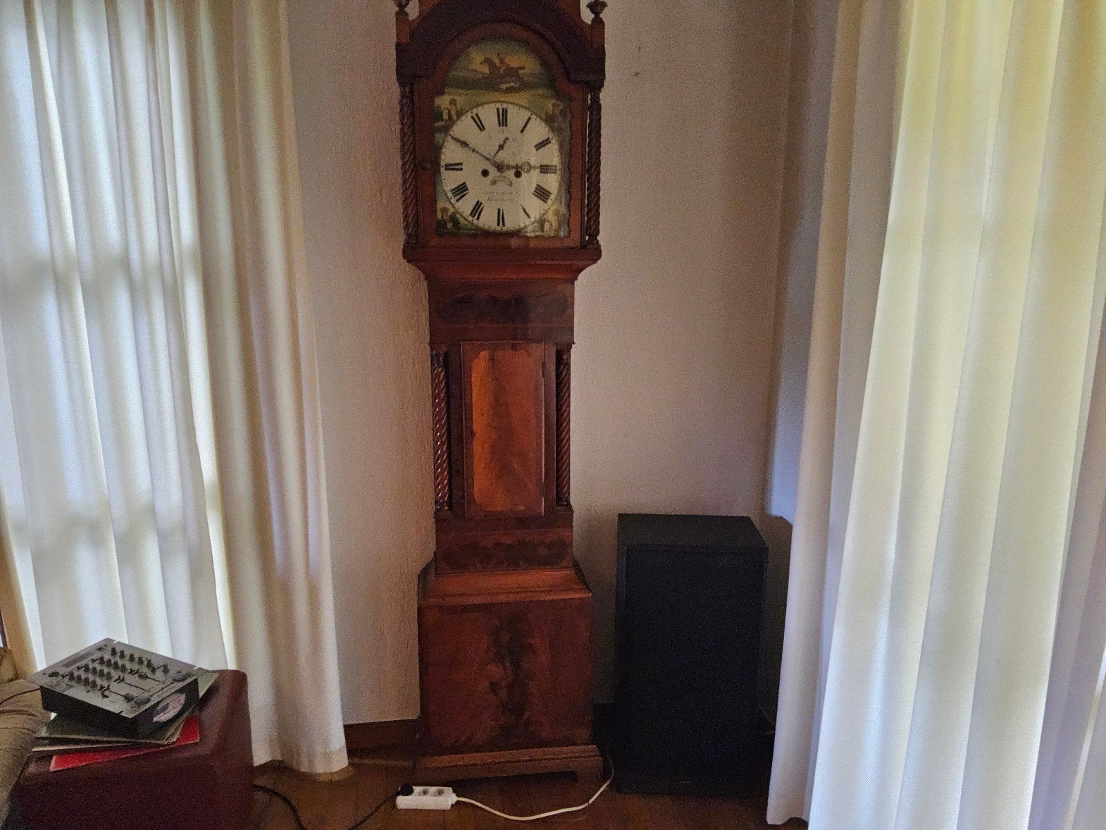 3 klokken te koop, Ophalen