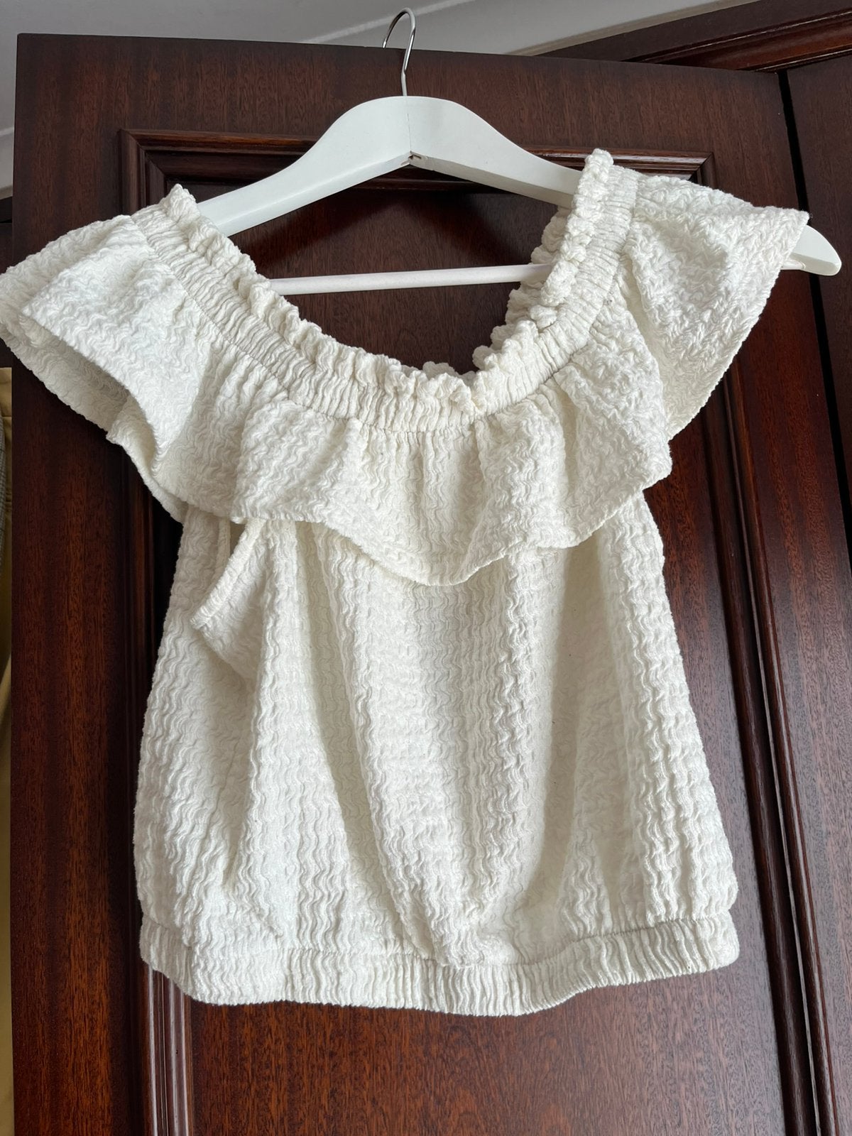 Off-shoulder top creme kleurig maat M. Nieuwstaat, Kleding | Dames, Ophalen of Verzenden, Maat 38/40 (M)