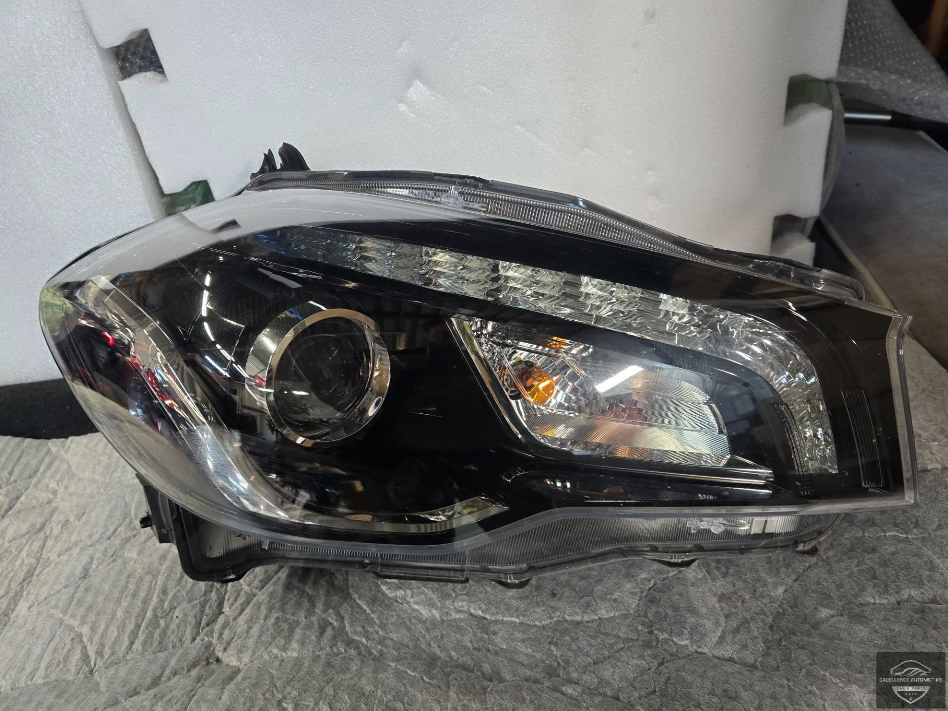 Suzuki SX4 S-Cross 17-21 FL LED Koplamp Rechts 10018738, Gebruikt, Info@suzuki.co.jp, Takatsuka-cho, Chuo-ku 300
432-8611  Hamamatsu