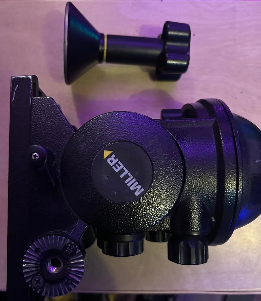 Tête fluide Miller Arrow 30 – pro vidéo, Enlèvement, Utilisé