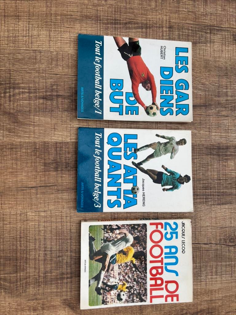 Livres des foot belge, Enlèvement ou Envoi, Utilisé