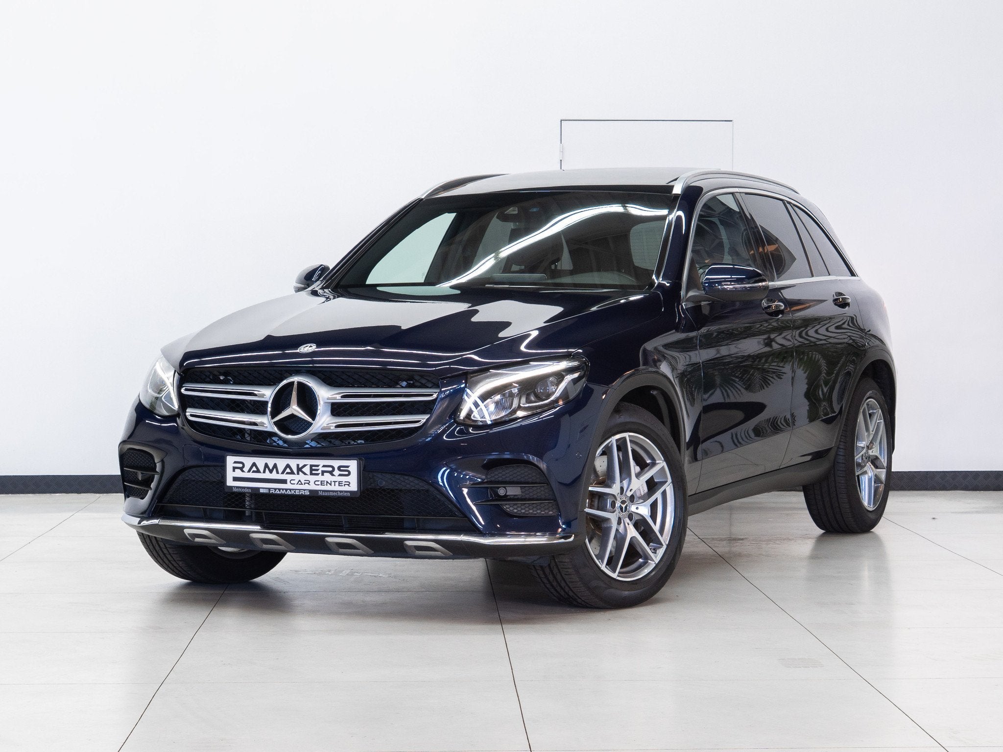 Mercedes-Benz GLC GLC 220 d 4M AMG Line PANORAMA Comand LED, Achat, Entreprise, Cruise Control, Carnet d'entretien