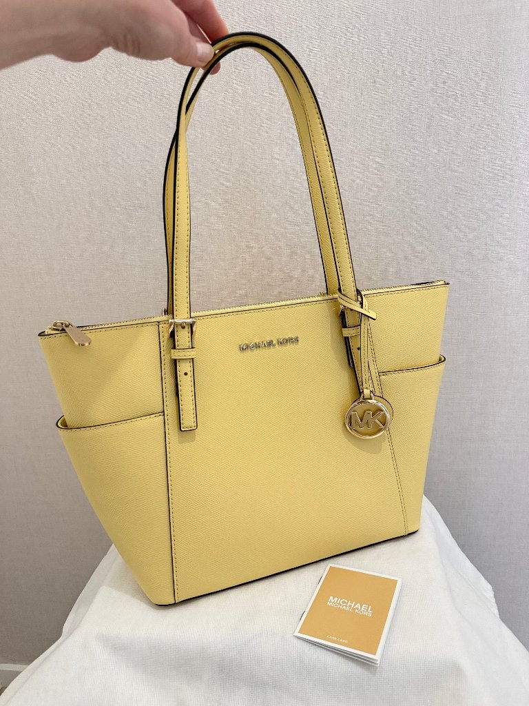 Grand modèle Charlotte en cuir, Michael Kors, Enlèvement, Comme neuf, Jaune, Sac à main