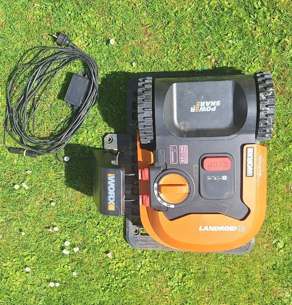 Robotmaaier  Landroid Worx voor onderdelen, Tuin en Terras, Ophalen, Gebruikt, Bestuurbaar via app, 20 tot 25 cm