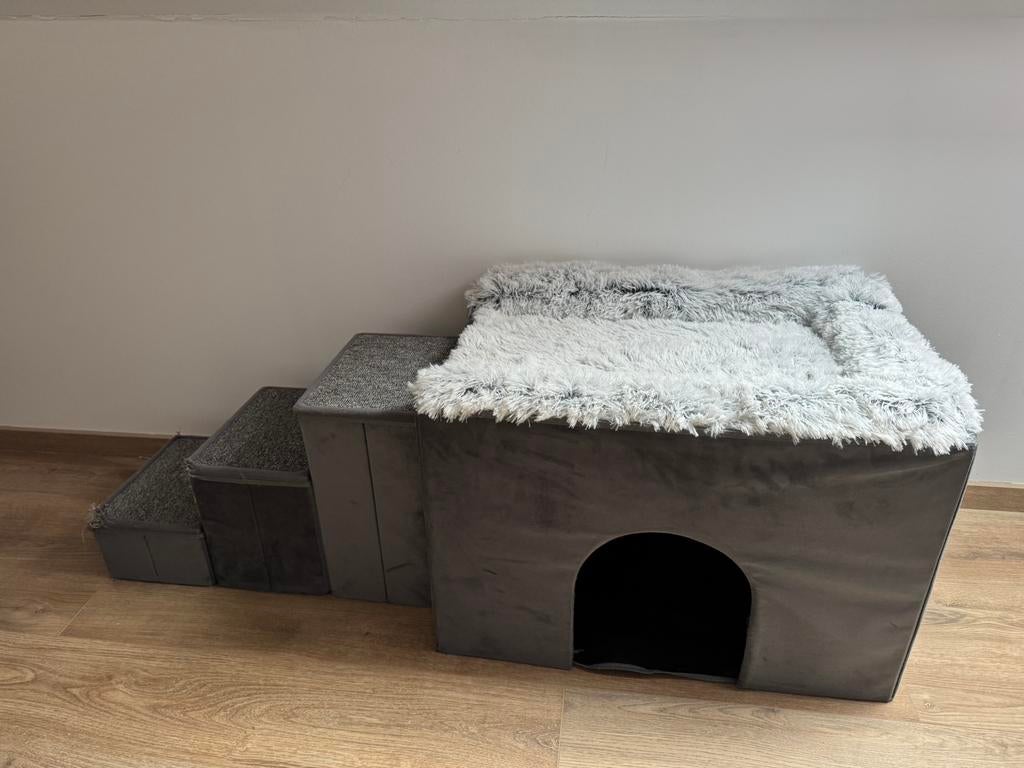 Honden bench gratis!, Dieren en Toebehoren, Ophalen of Verzenden, Zo goed als nieuw
